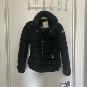 Moncler flammette short down jacket with hood